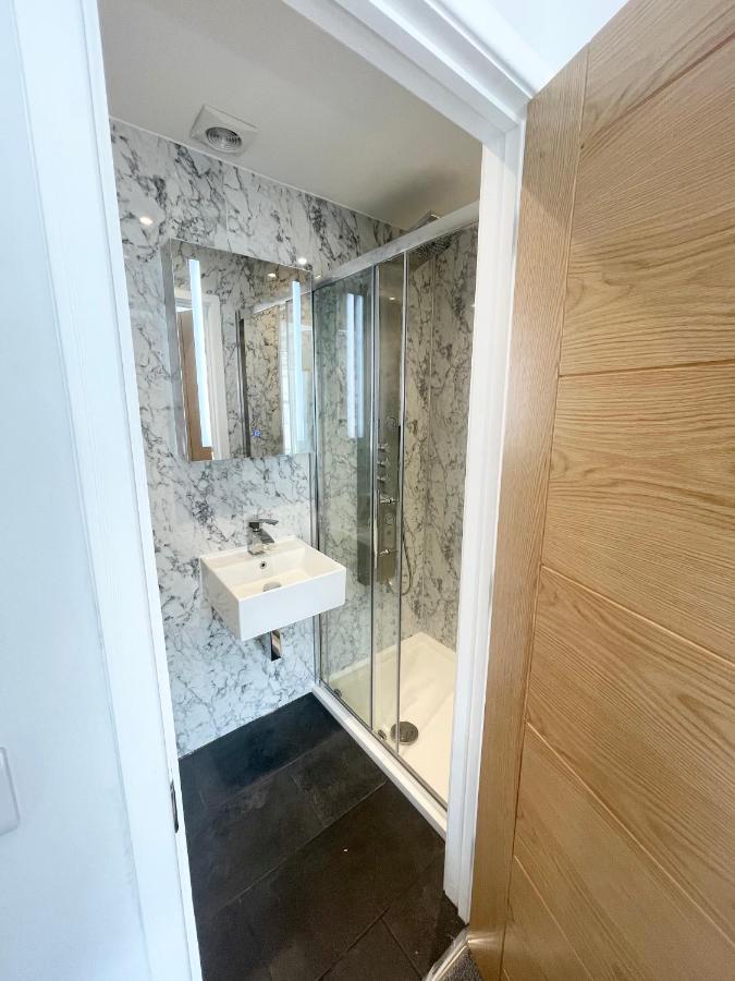 Cloud9 Guest House - By Coastline Retreats - Newly Renovated, Beautiful Ensuite Rooms Near Seafront In Town Centre, Netflix, Superfast Wifi, Communal Kitchen Bournemouth Luaran gambar