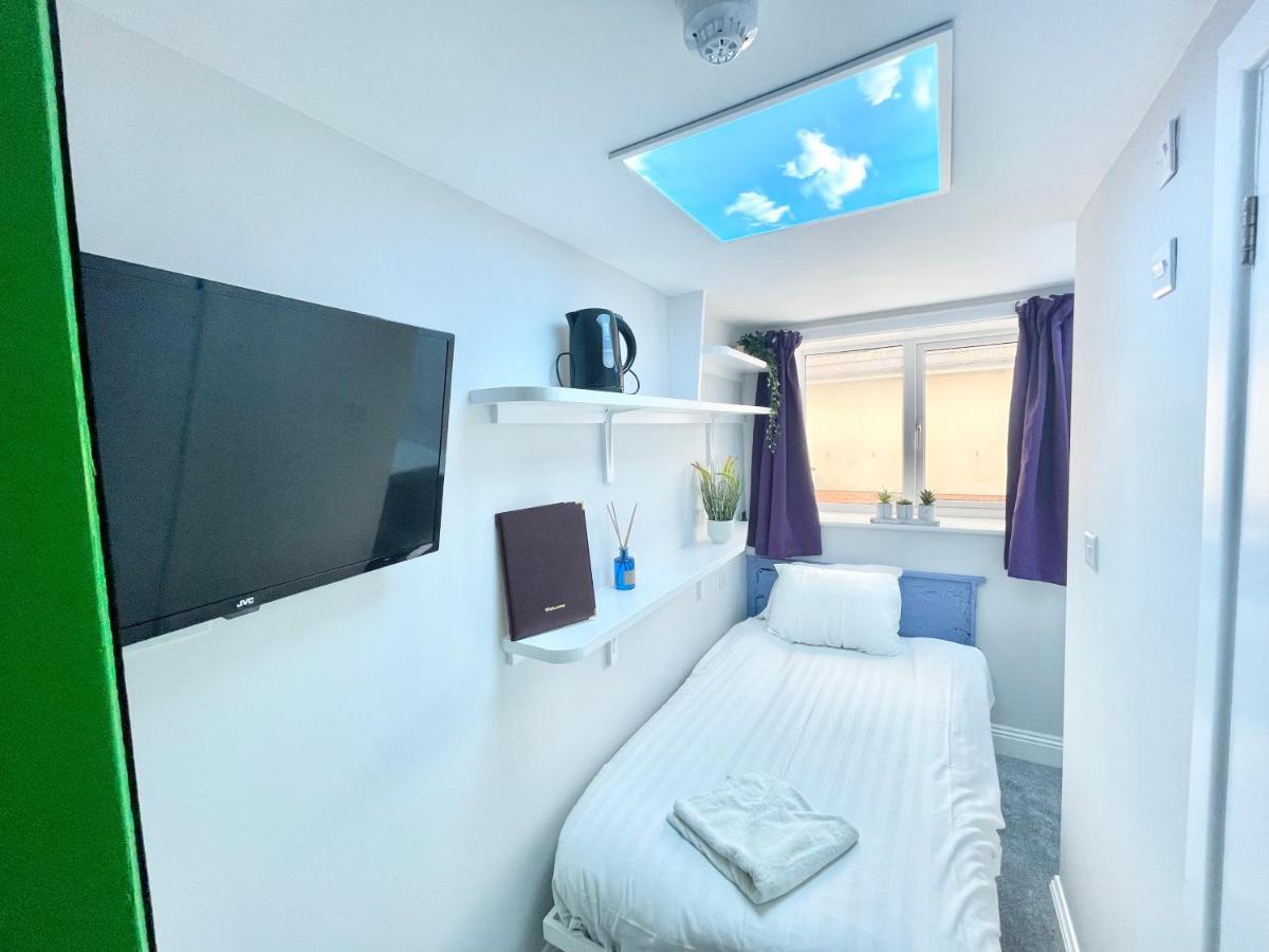 Cloud9 Guest House - By Coastline Retreats - Newly Renovated, Beautiful Ensuite Rooms Near Seafront In Town Centre, Netflix, Superfast Wifi, Communal Kitchen Bournemouth Luaran gambar