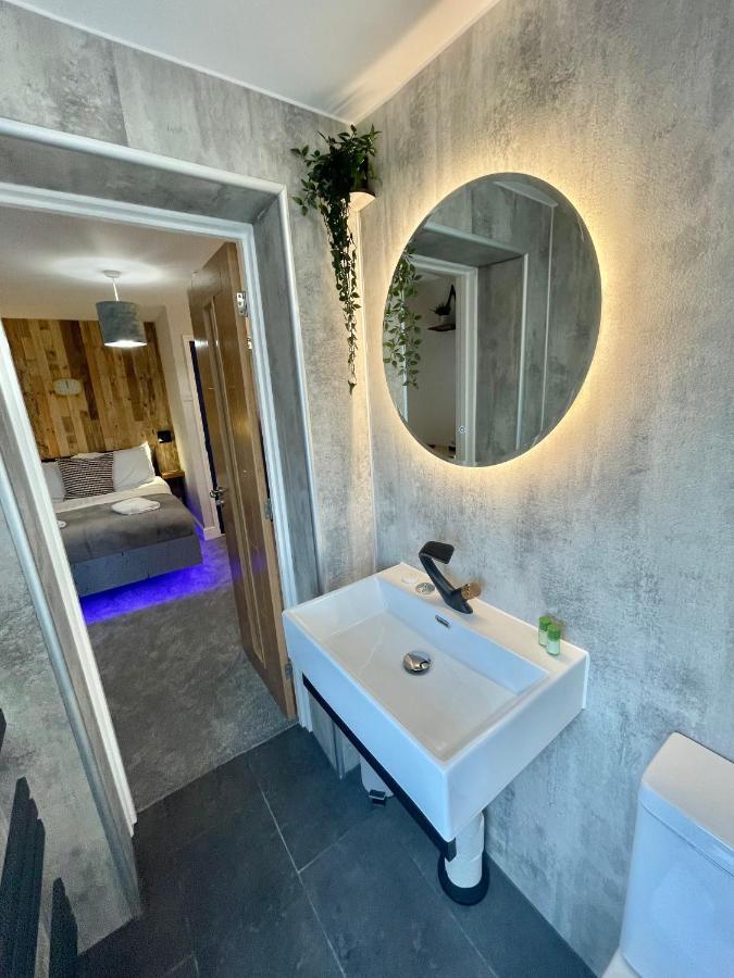 Cloud9 Guest House - By Coastline Retreats - Newly Renovated, Beautiful Ensuite Rooms Near Seafront In Town Centre, Netflix, Superfast Wifi, Communal Kitchen Bournemouth Luaran gambar